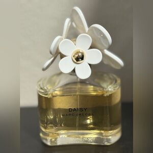 Preowned / Declutter Marc Jacobs Daisy Eau de Toilette 3.3 oz.